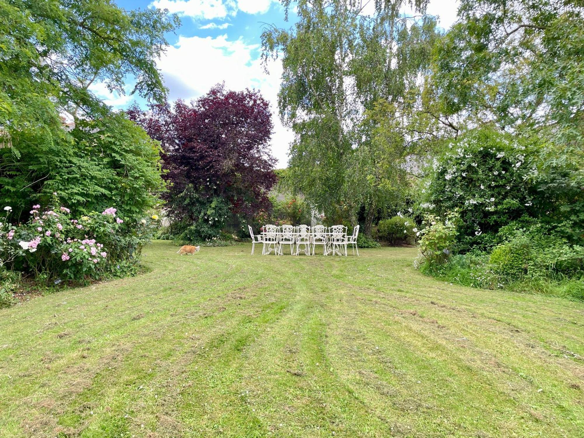 Chambre De Charme Dans Un Jardin De 1500M2 Nueil-sur-Layon Exterior photo